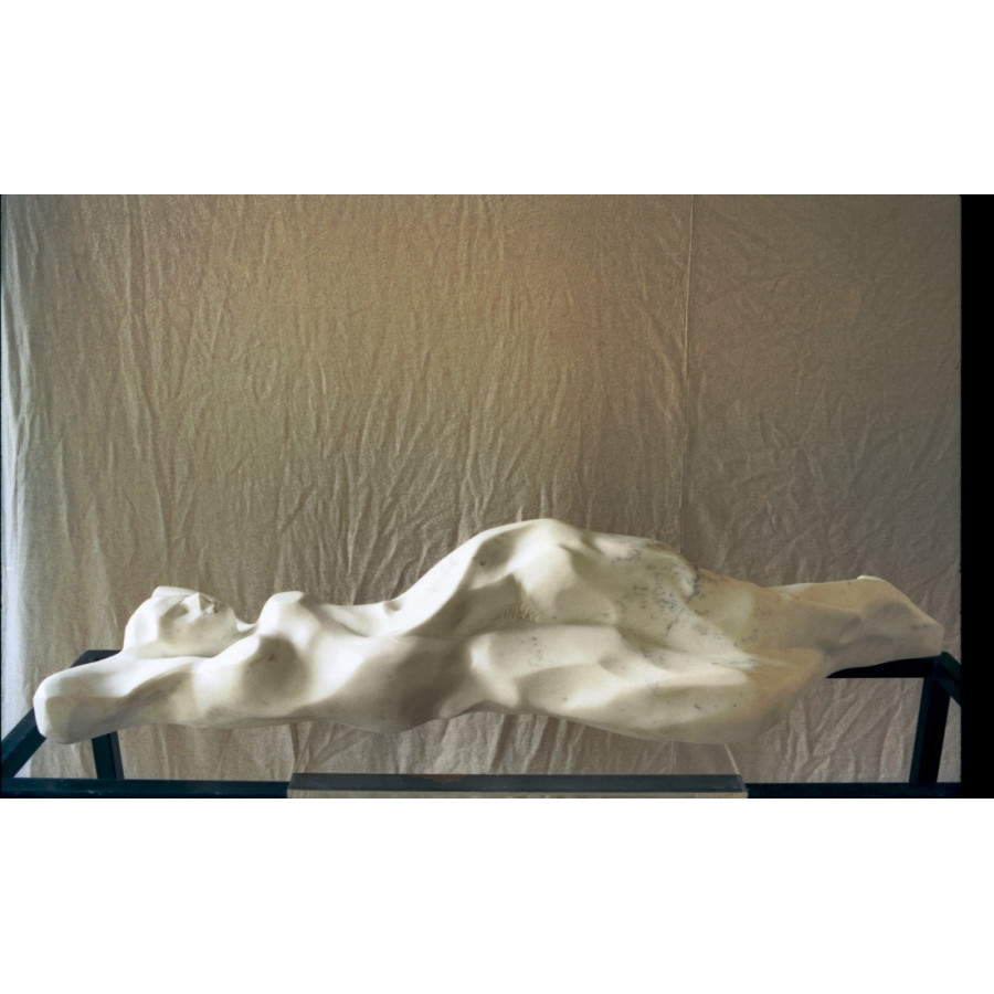 DREAMING - statuary marble sculpture by Roberto Tagliazucchi