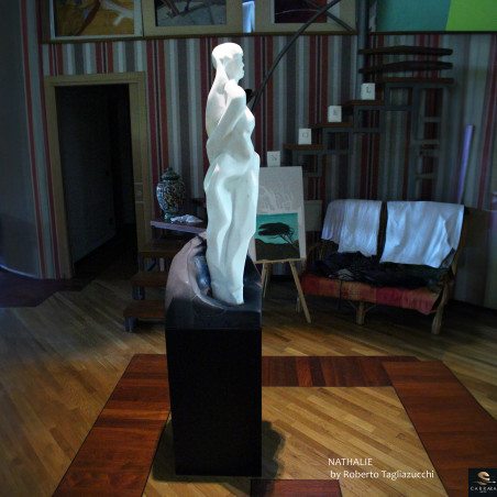 EVE - statuary marble sculpture by Roberto Tagliazucchi